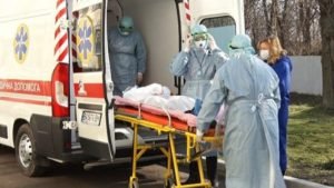 У сусідній із Закарпаттям області коронавірус у одну ніч убив родину
