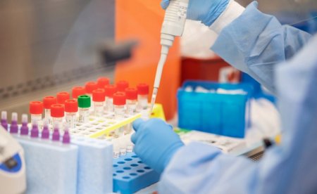 Міністр охорони здоров’я ініціював регулярне тестування медиків на коронавірус