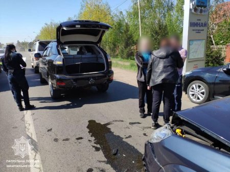 На Ужгородщині трапилась ДТП: пошкоджено чотири автівки (фото)