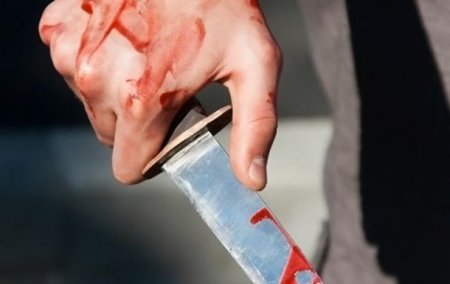 Житель Ужгорода ножем підрізав свою співмешканку