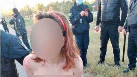 Поліція затримала голу жінку, в пакеті була відрізана голова 13-річної доньки (18+)