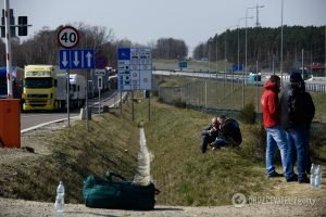 Як виїхати з України? Кордони закриті, але є лазівки – ексклюзив