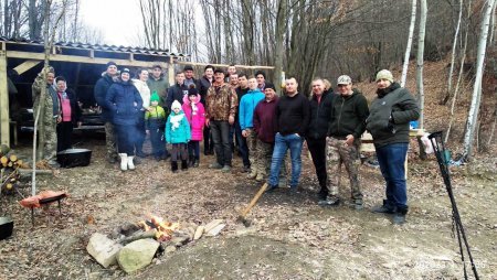 Кому заважала колиба для відпочинку в лісі? - фотофакт Кому заважала колиба для відпочинку в лісі? - фотофакт