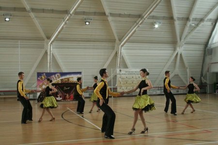 У Тячеві презентували спортивні танці (фото)