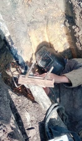 В одному із сіл Мукачівщини ліквідували витік газу на підземному газопроводі (фото)