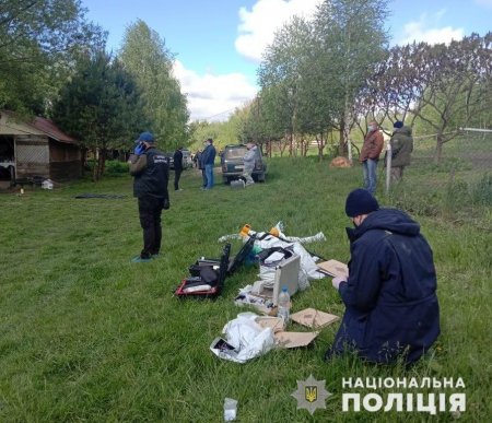 На Житомирщині поліція продовжує слідчі дії на місці загибелі семи людей (фото, відео)