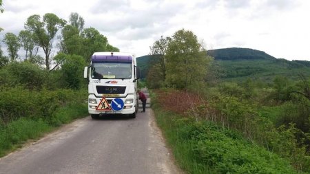  Тривають ремонти доріг місцевого значення (фото)