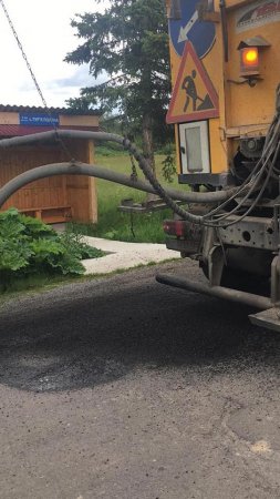  Тривають ремонти доріг місцевого значення (фото)