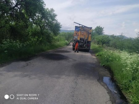  Тривають ремонти доріг місцевого значення (фото)