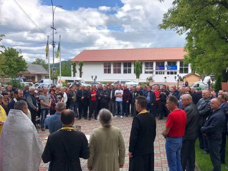 У Вільховецькій громаді пройшов мітинг на підтримку голови ОТГ (фото)