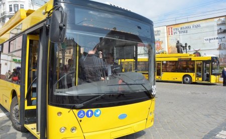 В Ужгороді запускають автобуси: нові правила проїзду