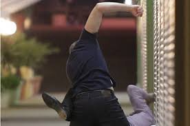 У Мукачеві чоловіки створили бійку на дорозі (відео)