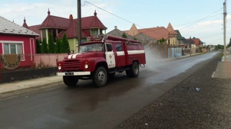 Рейд закладами громадського харчування здійснили рятувальники Виноградова (фото)