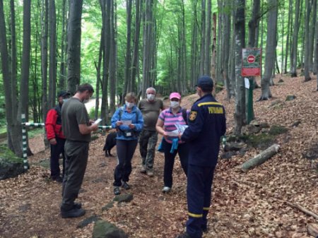 Іршавські рятувальники здійснили рейд лісами під назвою «Бережіть природу – не провокуйте пожежі в лісових масивах»