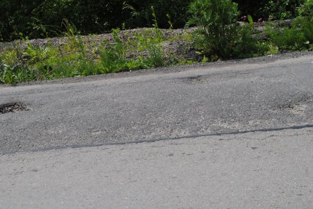 Турки будуючи дорогу в Закарпатті займаються «халтурою» (фото)