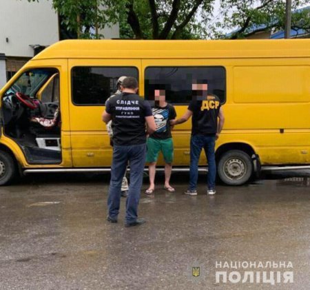 На Тячівщині за вимагання затримали двох чоловіків