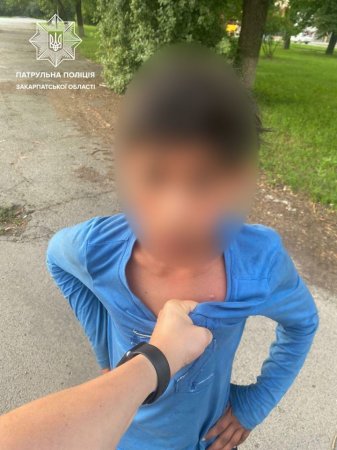 В Ужгороді підлітки грабують перехожих (фото)