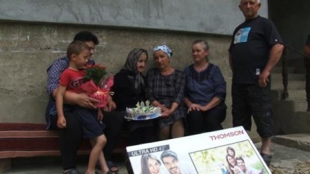 Василь Петьовка привітав довгожительку із Закарпаття, якій виповнився  103-ій рік народження (фото)
