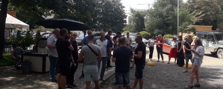 Підприємці Ужгорода не згідні з рішенням про обмеження роботи закладів громадського харчування