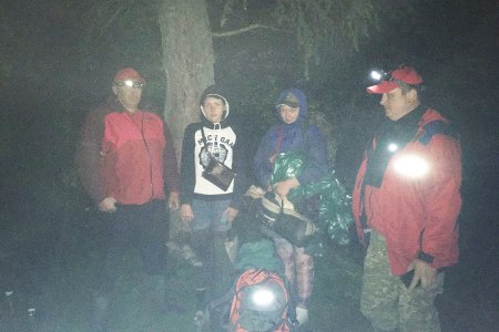 Упродовж доби закарпатські рятувальники двічі допомагали туристам в Карпатах