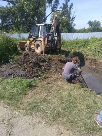 В Берегові відновлювали та ремонтували водомережу (фото)