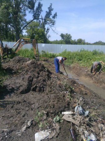 В Берегові відновлювали та ремонтували водомережу (фото)