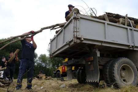 На Закарпатті закінчують чистку річки Боржави (фото)