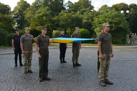 Закарпатські рятувальники взяли участь у відзначенні Дня Державного прапора України