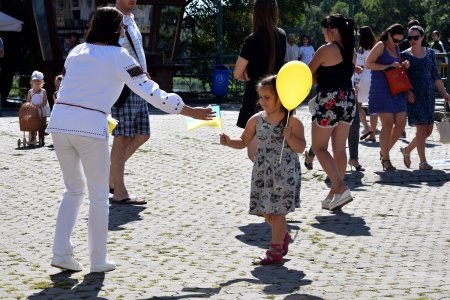 Музичні вітання з Днем Незалежності лунали в центрі Ужгорода