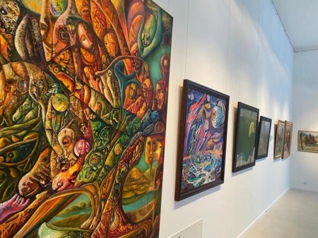 В Ужгороді діє виставка закарпатських художників