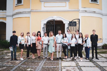 На Виноградівщині відзначили випускників шкіл  із найвищими балами ЗНО