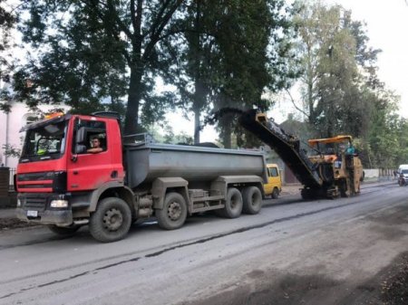 "Велике будівництво" на Тячівщині: у Дубовому розпочато капітальний ремонт дороги