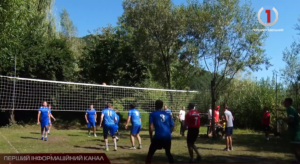 На Тячівщині волейболісти боролись за кубок Тересвянської долини (ВІДЕО)