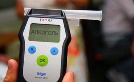 Поліцейські Рахівщини вночі затримали п'яного "вишивала"