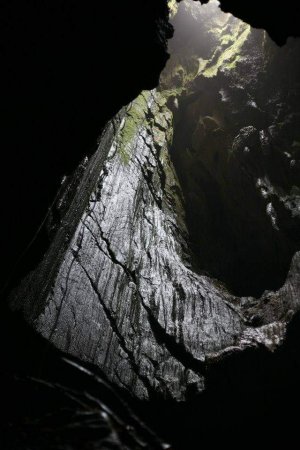 А ви знаєте, де знаходиться найбільша печера українських Карпат?