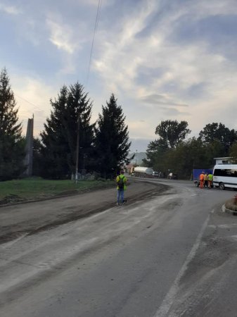 Закарпатці дякують ШБУ-77 за зразковий капітальний ремонт дороги Сільце – Мукачево 