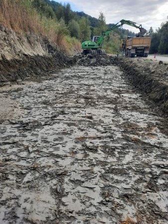 У Великому Бичкові почали підготовчі роботи до проведення ремонту дороги