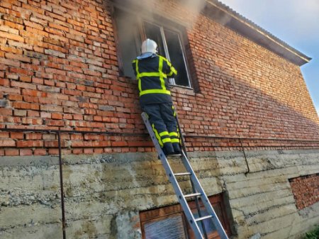 На Берегівщині  горів житловий будинок