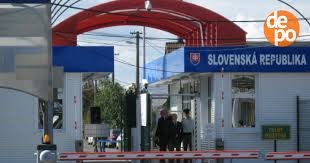 Українці застрягли у Словаччині через закриття пішохідних пропускних пунктів