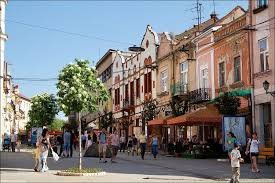 Симптоми "безсимптомних" та чому не всі ужгородці можуть зробити тест на COVID-19 (відео)