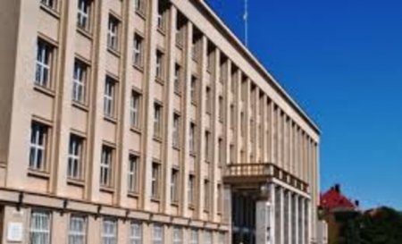 Четверо обраних до Закарпатської обласної ради депутатів відмовилися від мандатів