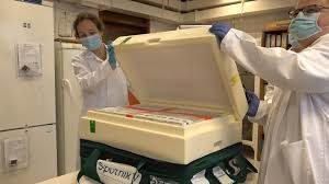 Угорщина першою в Європі отримала російську вакцину від коронавірусу (ВІДЕО)