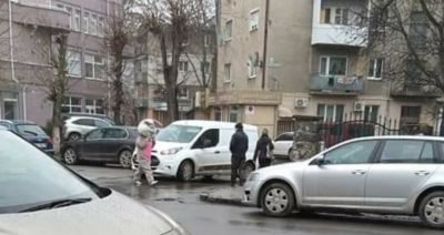 Вулицями Ужгорода розгулював "зайчик" (фото)