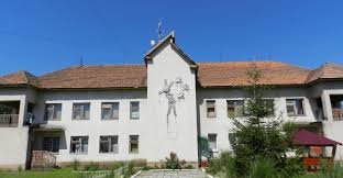 В школах Берегівської ТГ скоротять 44 класи