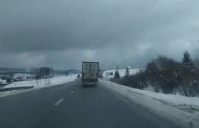 На Закарпатті перевал засипало снігом