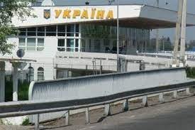 Мережею шириться відео зустрічі українців із-за кордону - Чоп КПП (відео)