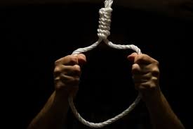 Житель Закарпаття закінчив життя у зашморгу на власному горищі