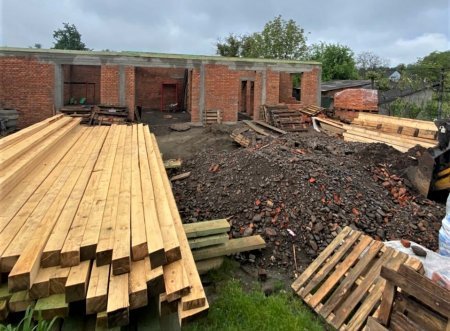 У смт Буштино будують нову амбулаторію (фото)