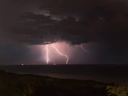 Сьогодні частину Закарпаття накриють грози