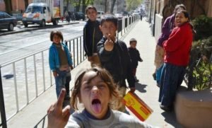 «Всіх запакуємо в автобус і вивеземо в Закарпаття»: мер Рівного пригорозив циганам